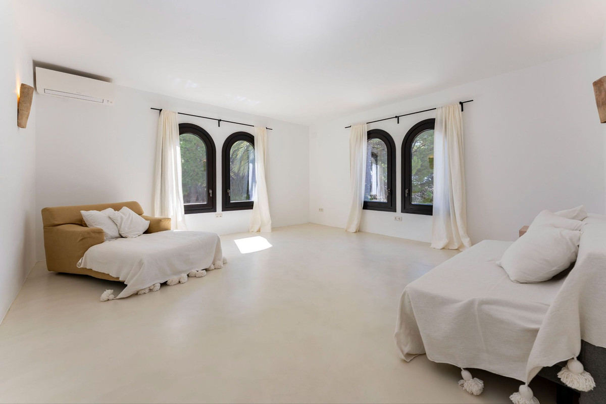 Property main view 38