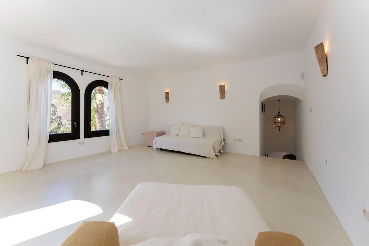 Property main view 39