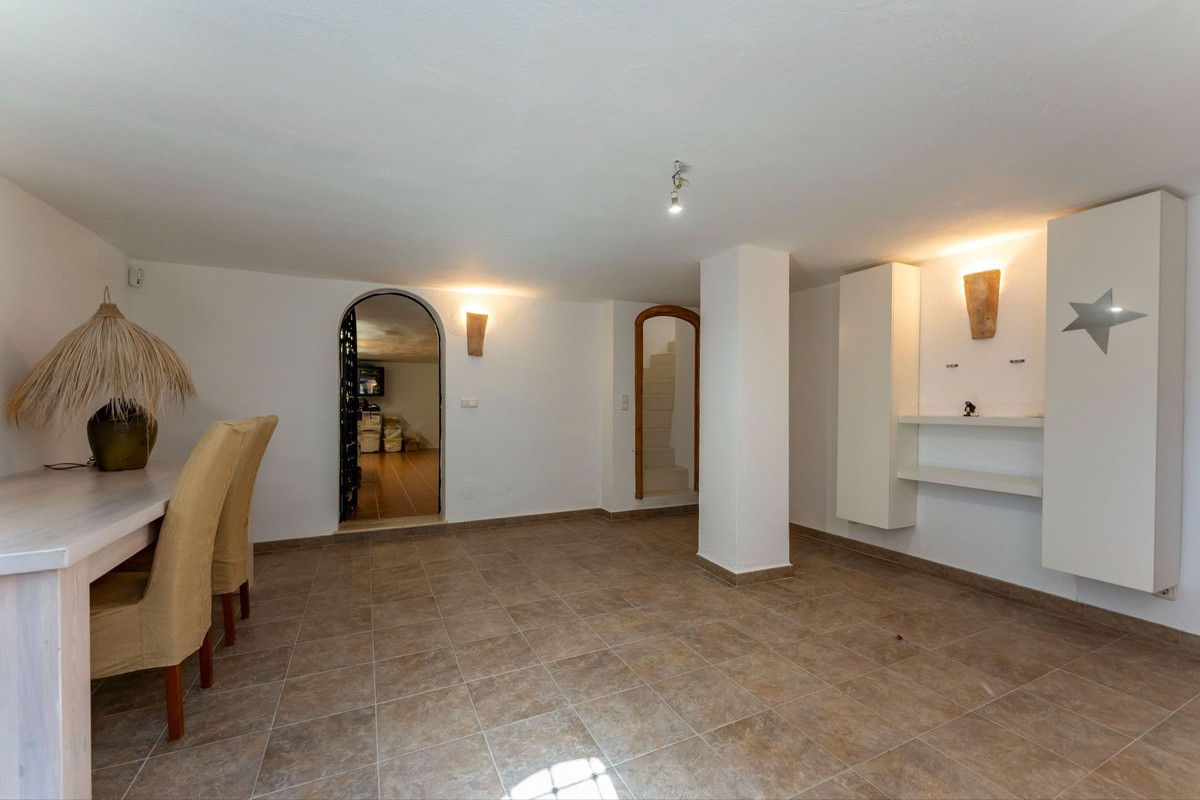 Property main view 42