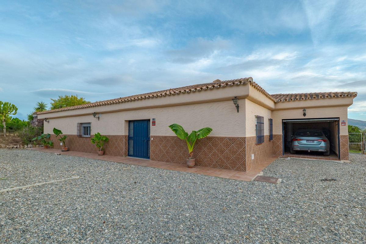 Property main view 45