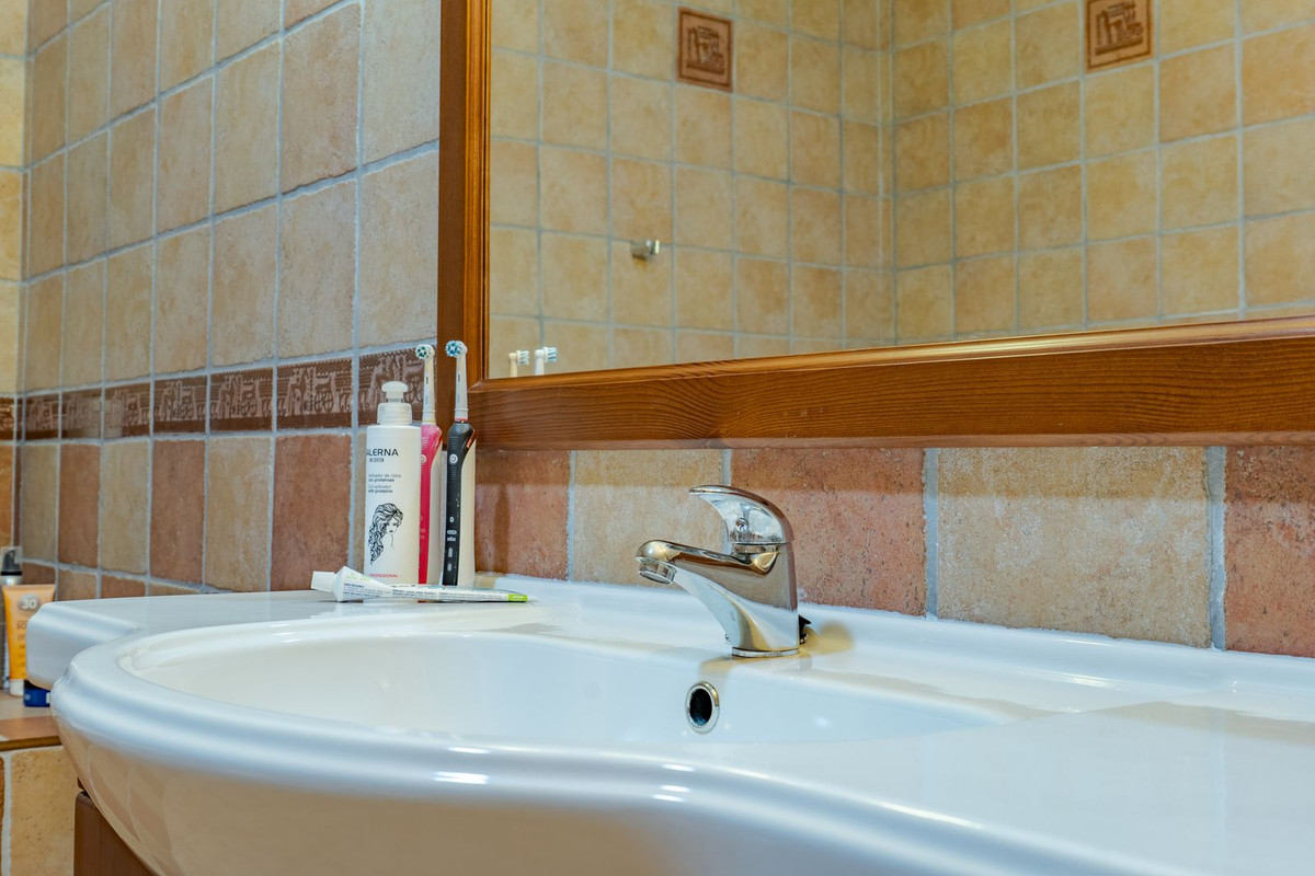 Property main view 63