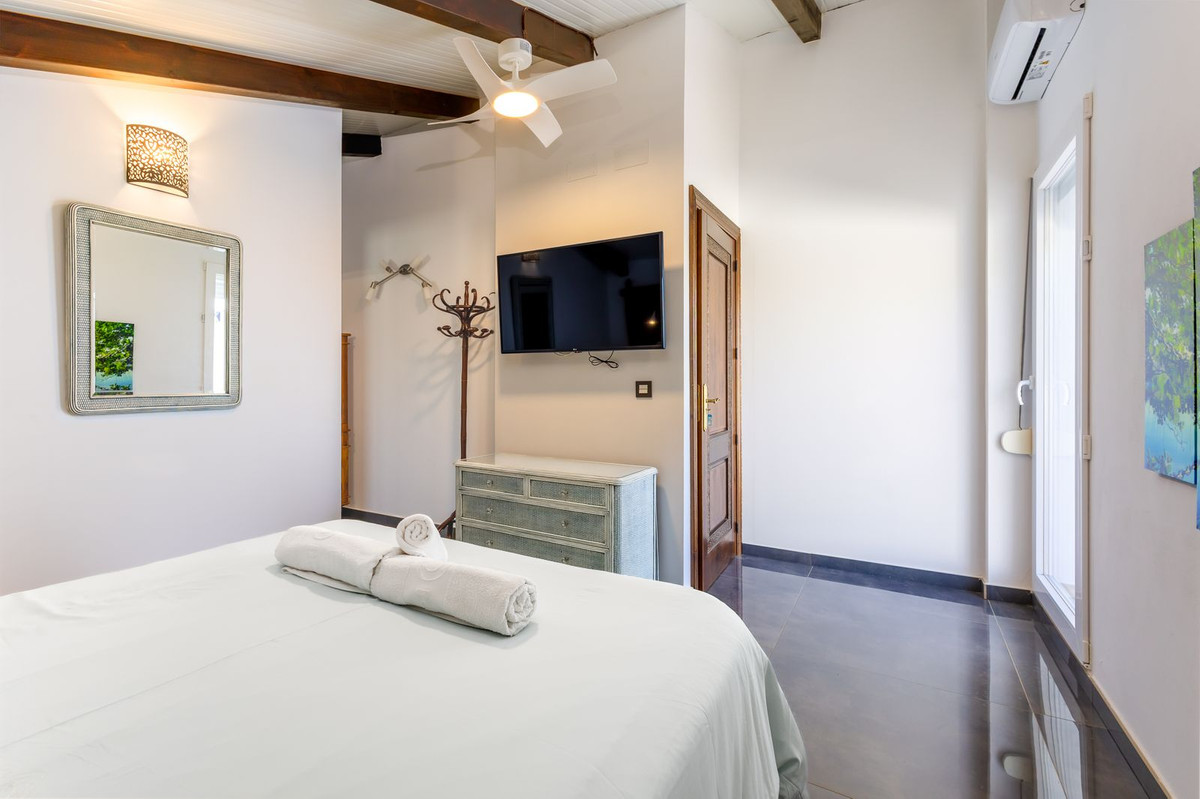 Property main view 32