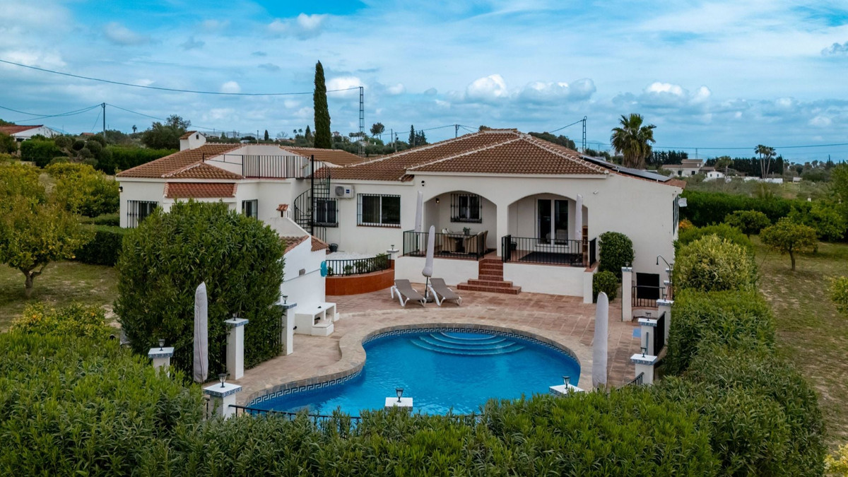 Huis te koop in Alhaurín el Grande | 4 slaapkamers H5346724