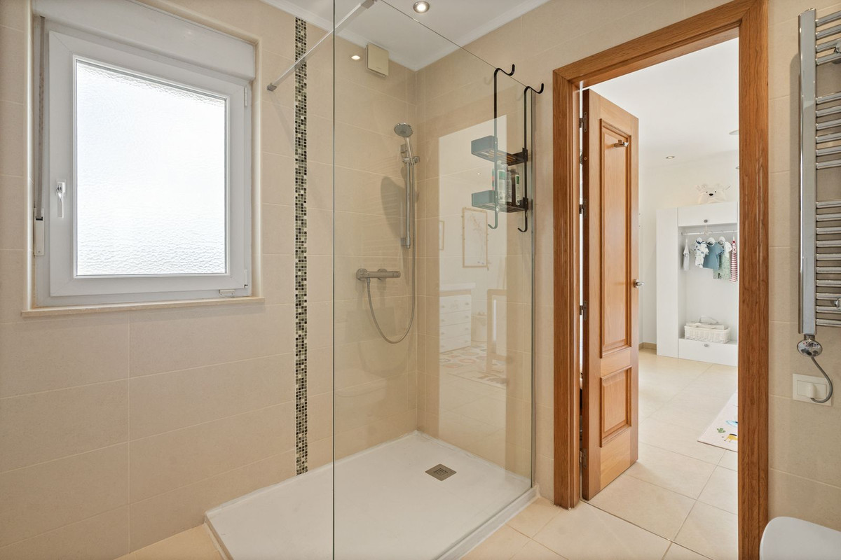 Huis te koop in Alhaurín el Grande | 4 slaapkamers H5371642