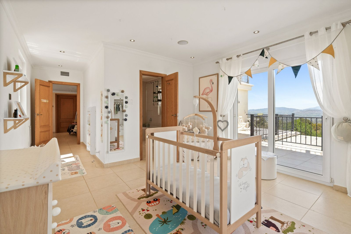 Huis te koop in Alhaurín el Grande | 4 slaapkamers H5371642