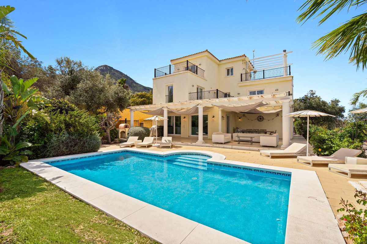 Huis te koop in Alhaurín el Grande | 4 slaapkamers H5371642