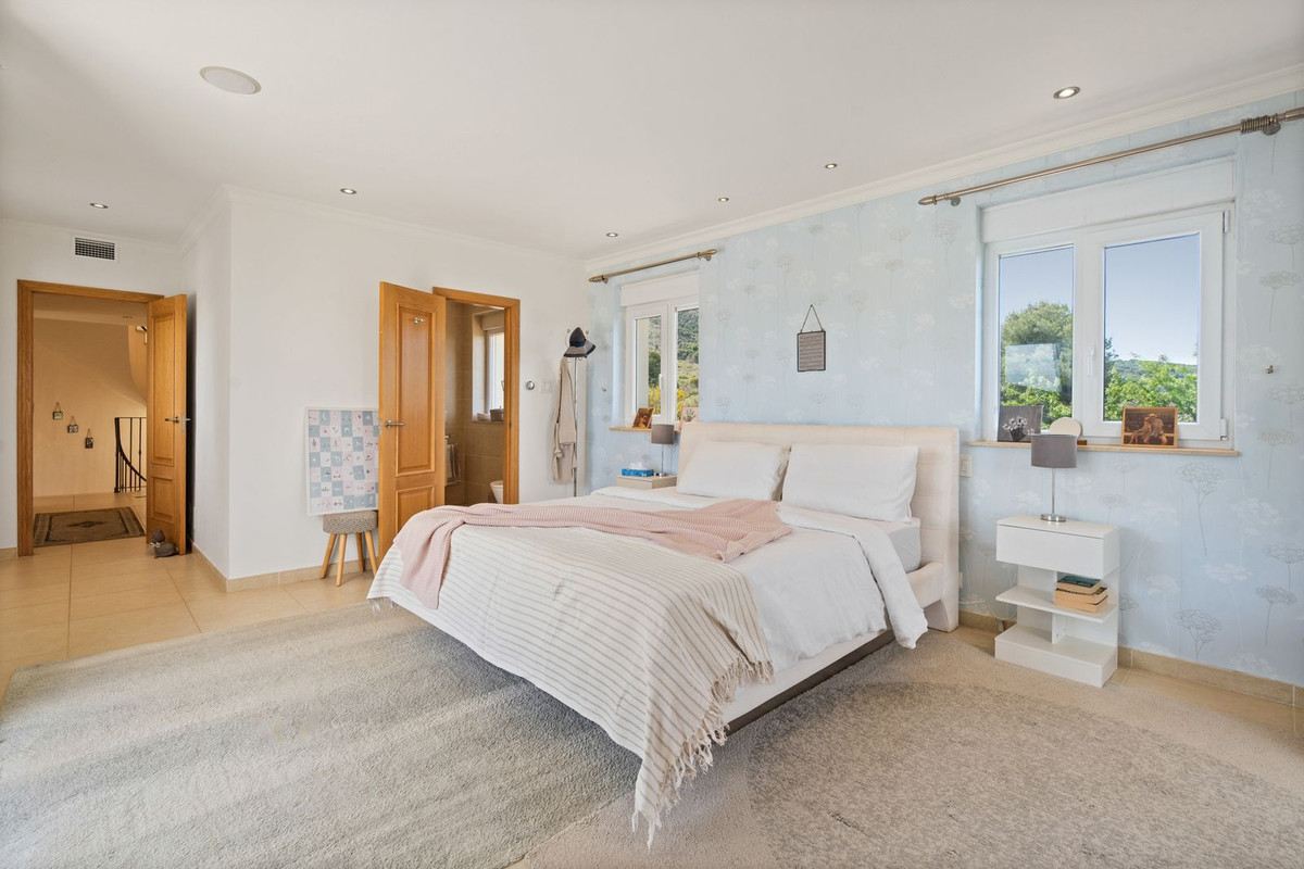 Huis te koop in Alhaurín el Grande | 4 slaapkamers H5371642