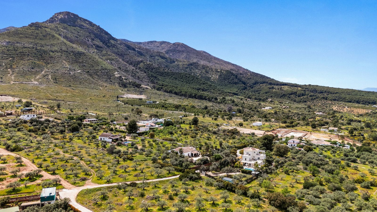 Huis te koop in Alhaurín el Grande | 4 slaapkamers H5371642