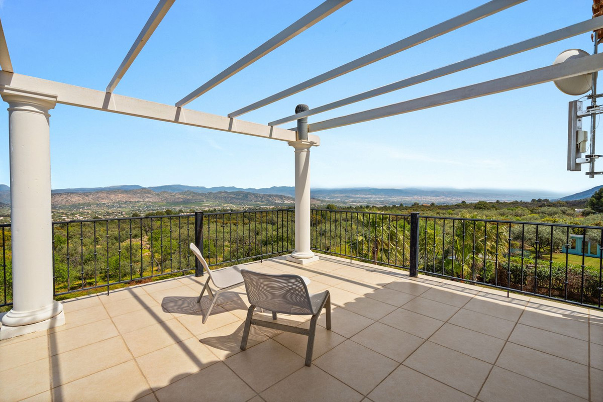 Huis te koop in Alhaurín el Grande | 4 slaapkamers H5371642
