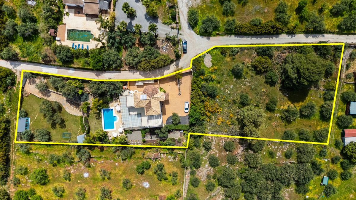 Huis te koop in Alhaurín el Grande | 4 slaapkamers H5371642