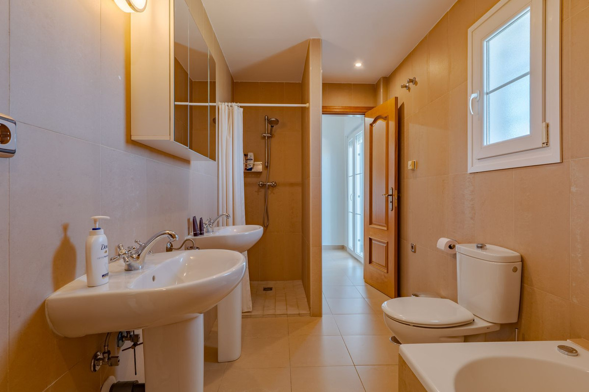 Property main view 33
