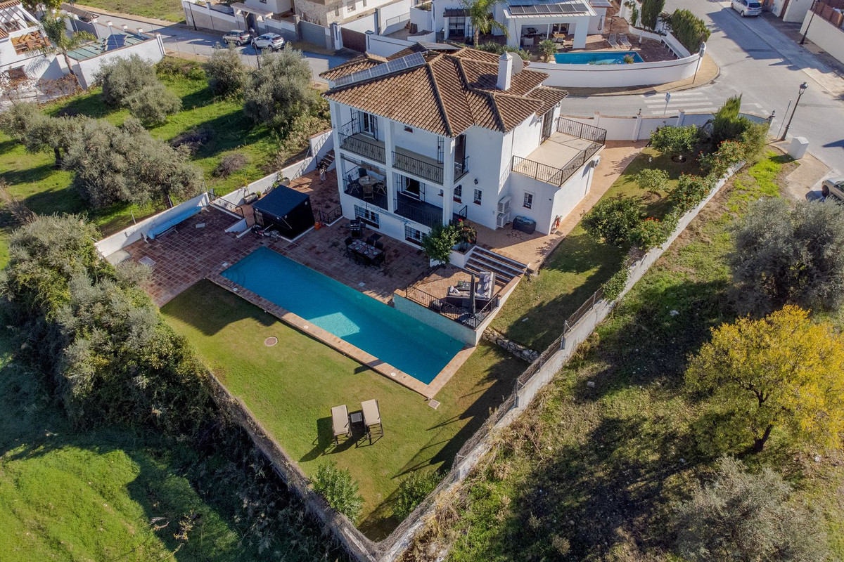 Property main view 64