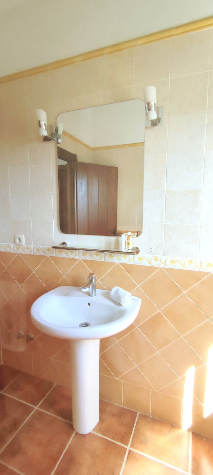 Property main view 33
