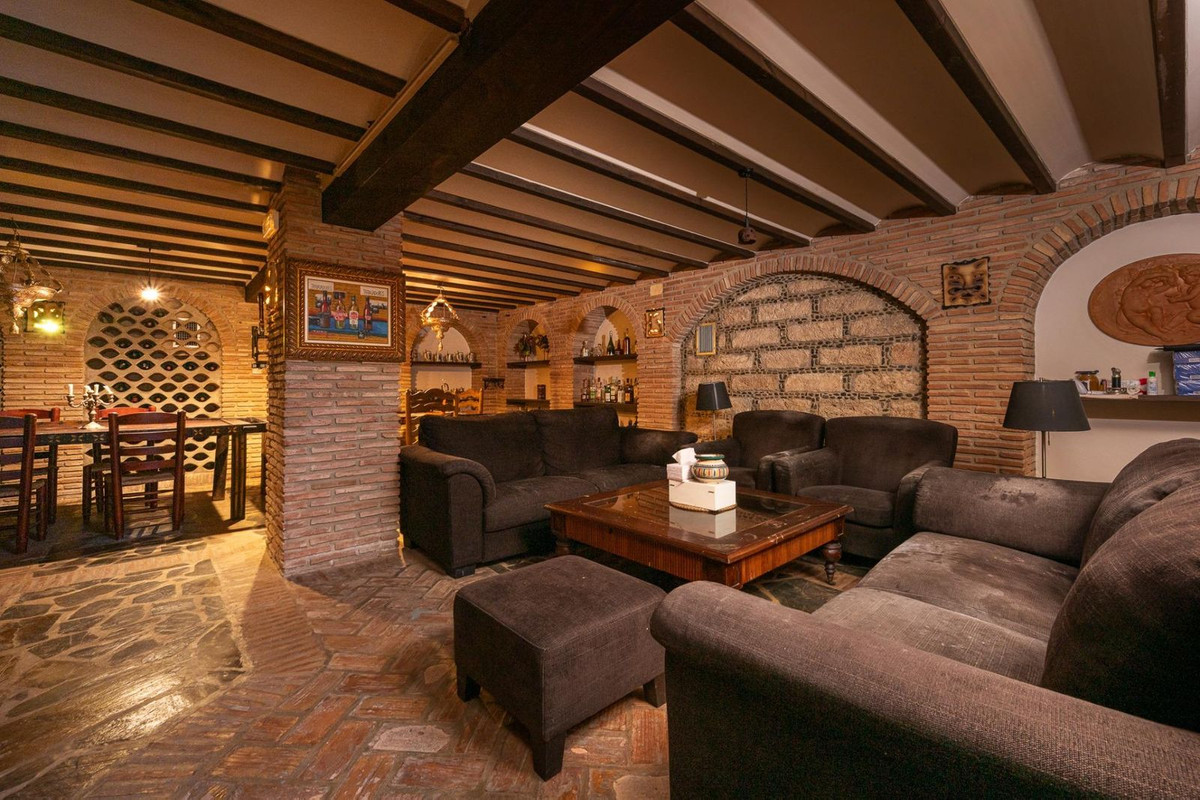 Huis te koop in Alhaurín el Grande | 13 slaapkamers H5400796