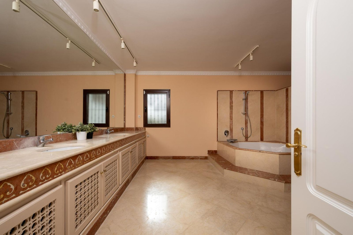 Huis te koop in Alhaurín el Grande | 13 slaapkamers H5400796