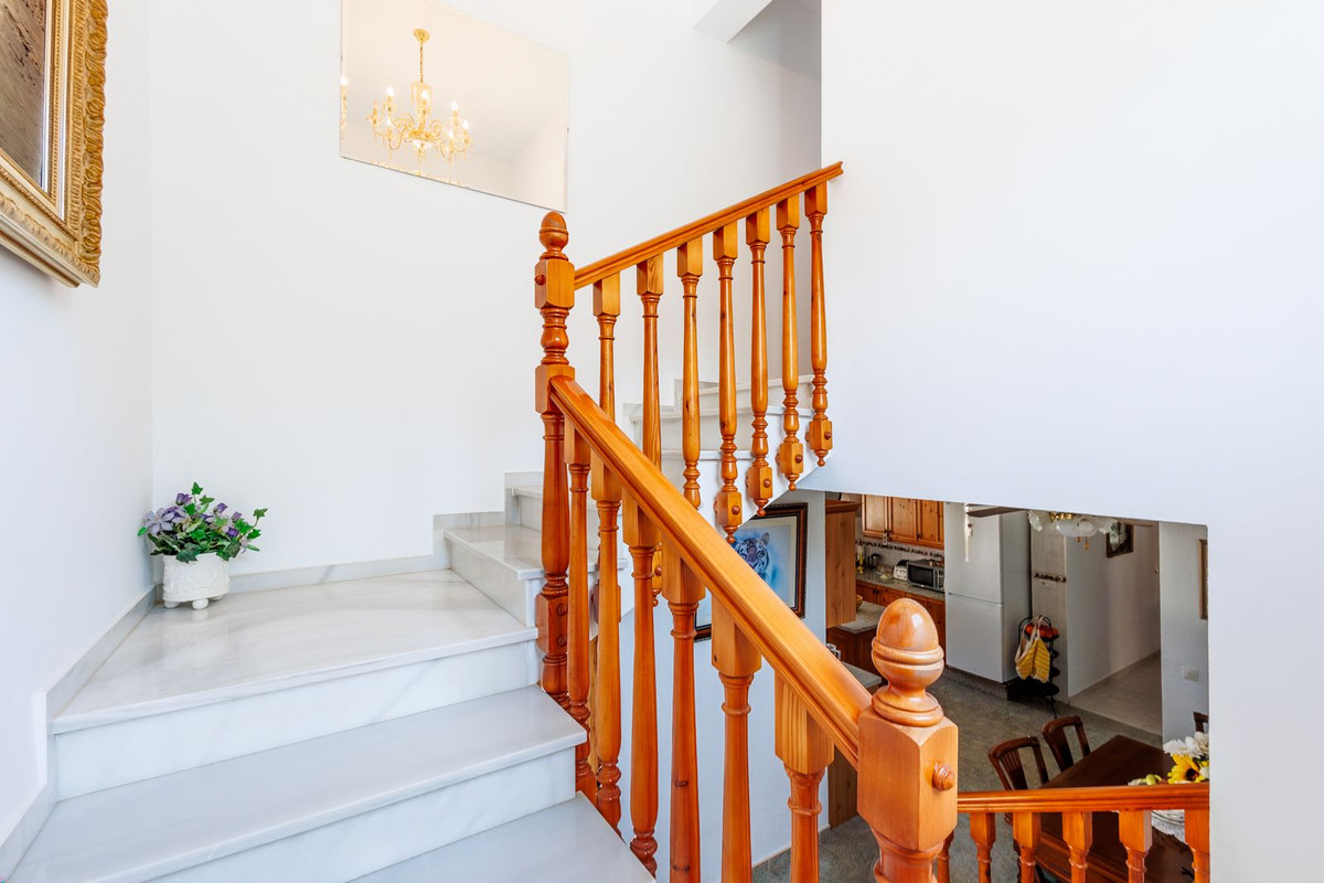Huis te koop in Alhaurín el Grande | 6 slaapkamers H5412184