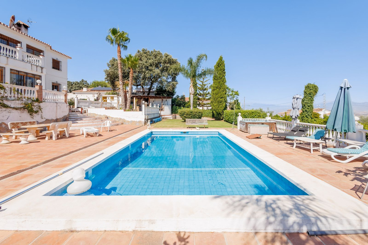 Huis te koop in Alhaurín el Grande | 6 slaapkamers H5412184