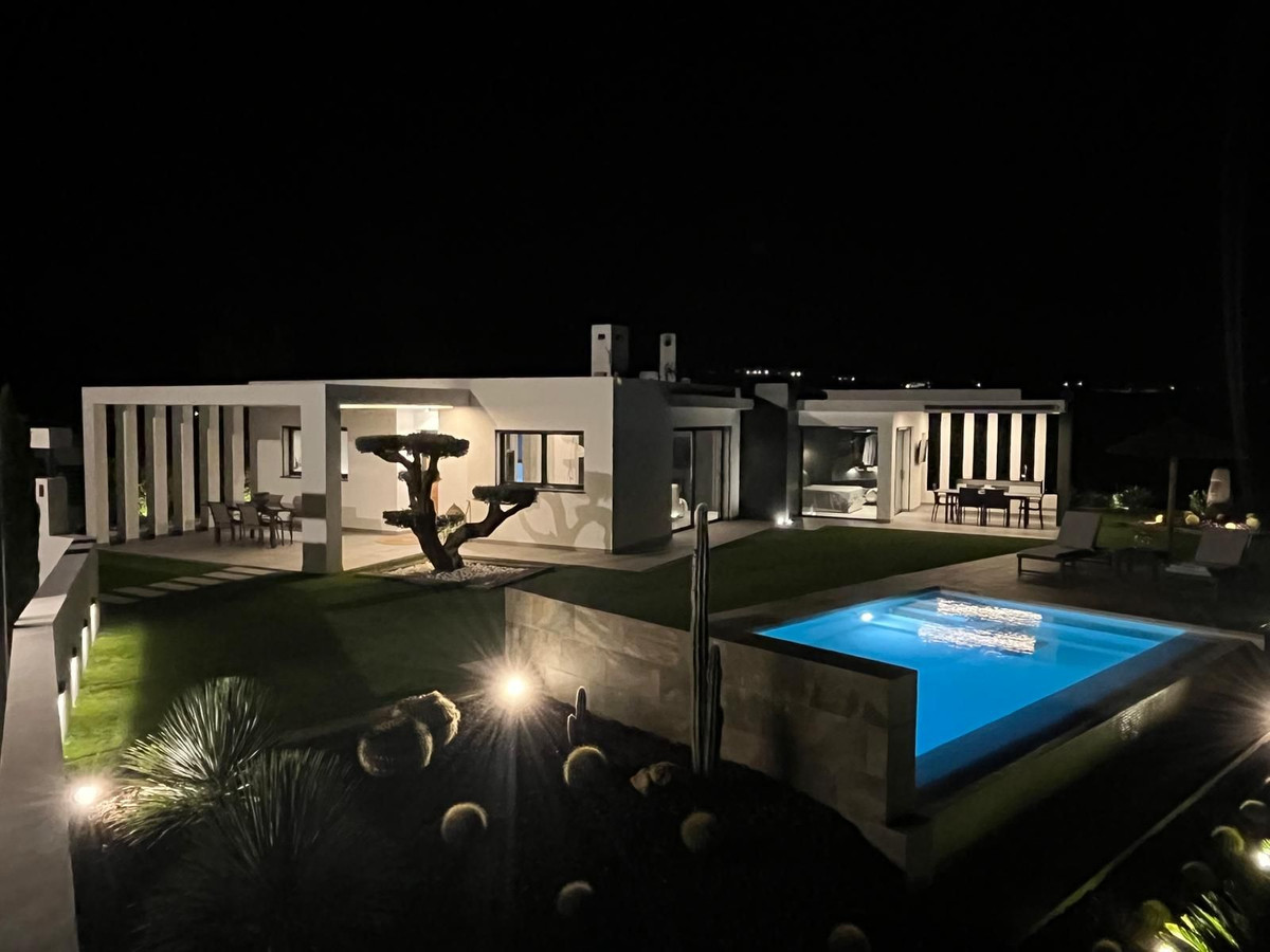 Property main view 44