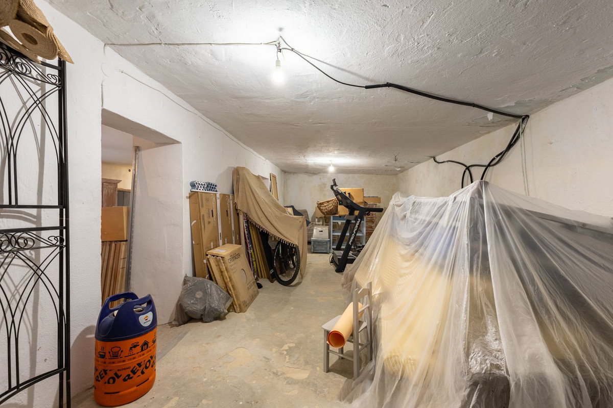 Property main view 33