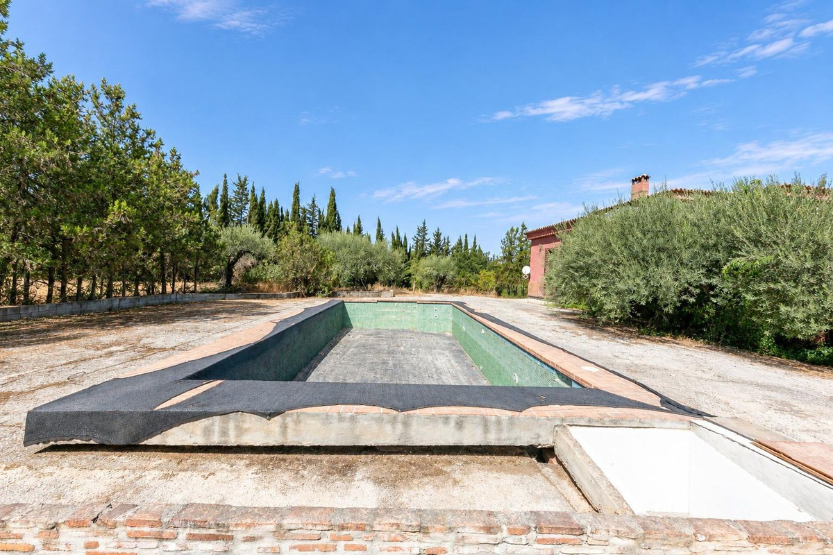 Property main view 33