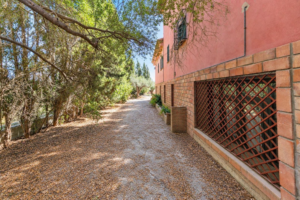 Property main view 42