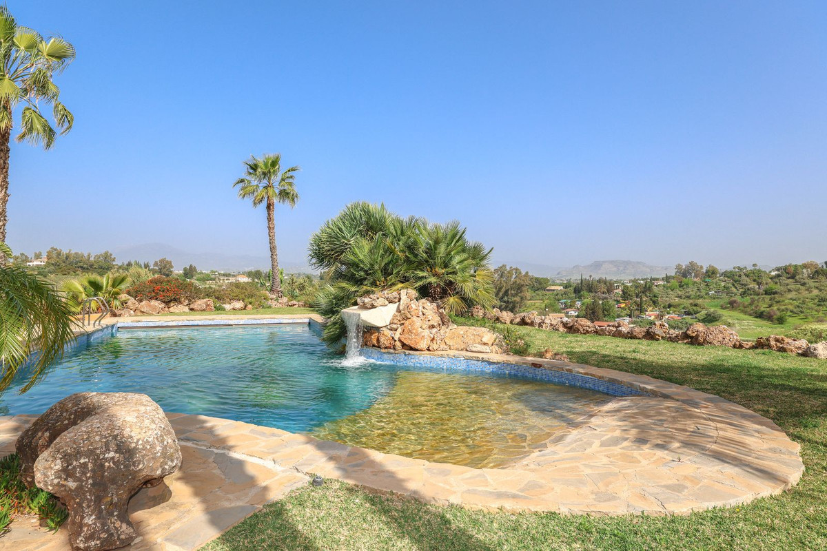 Property main view 50