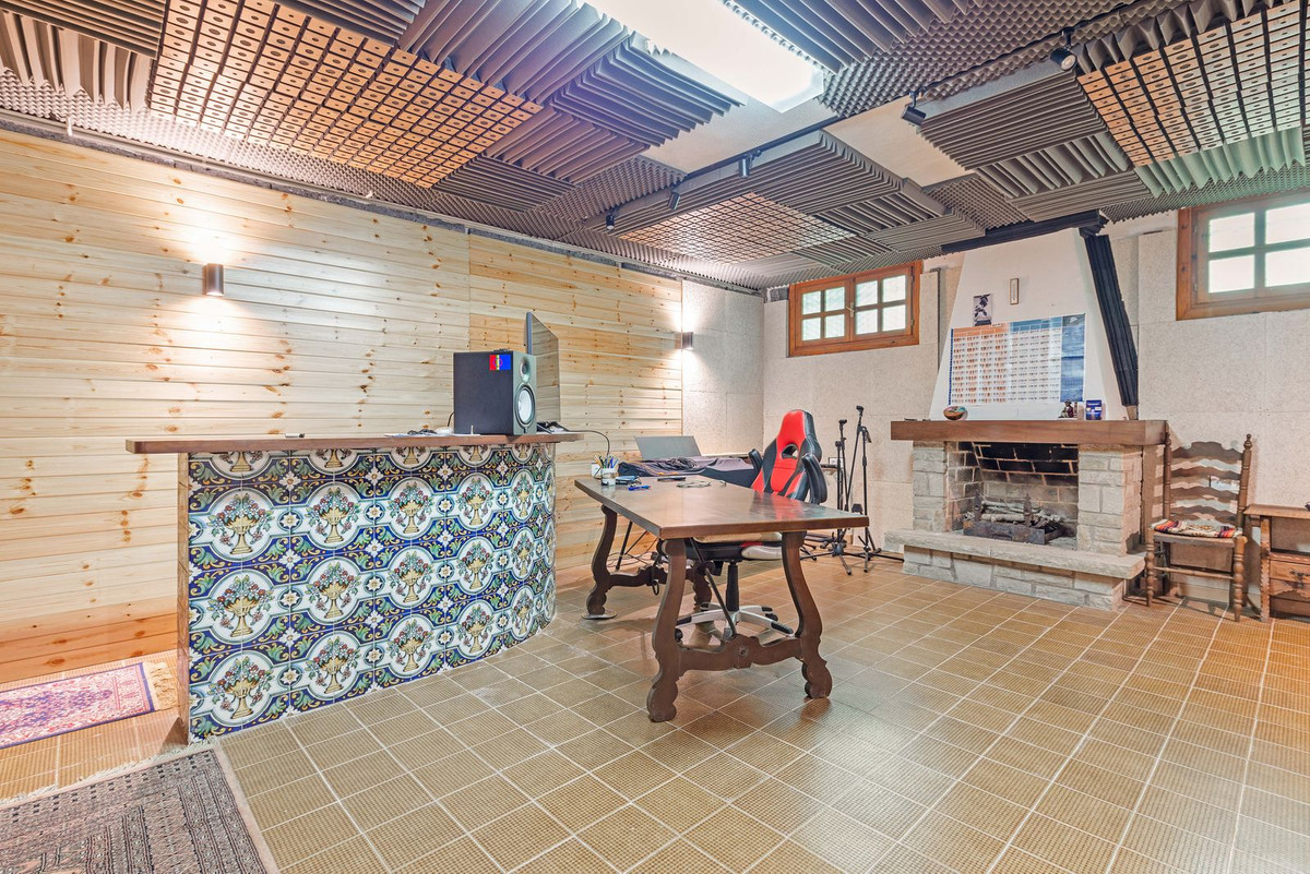 Property main view 37