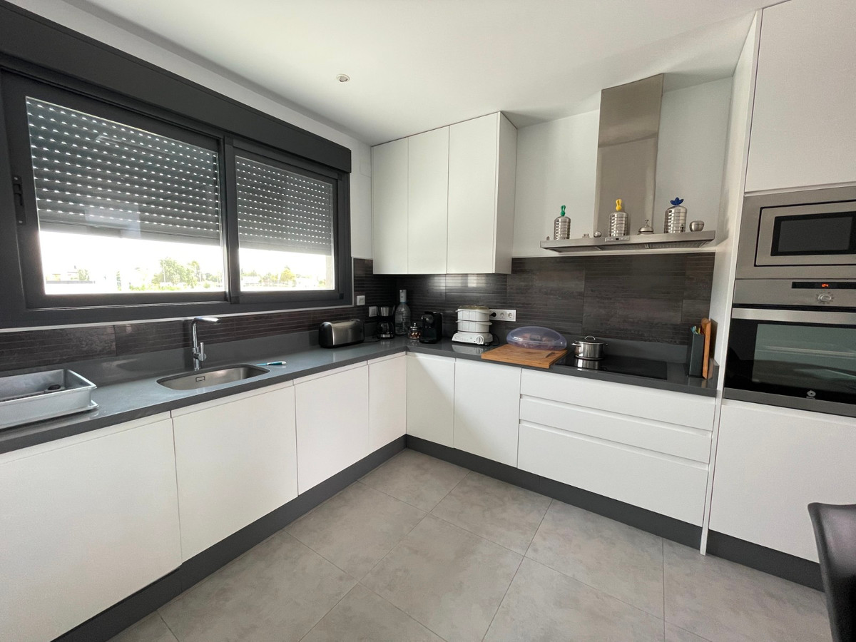 Property main view 44