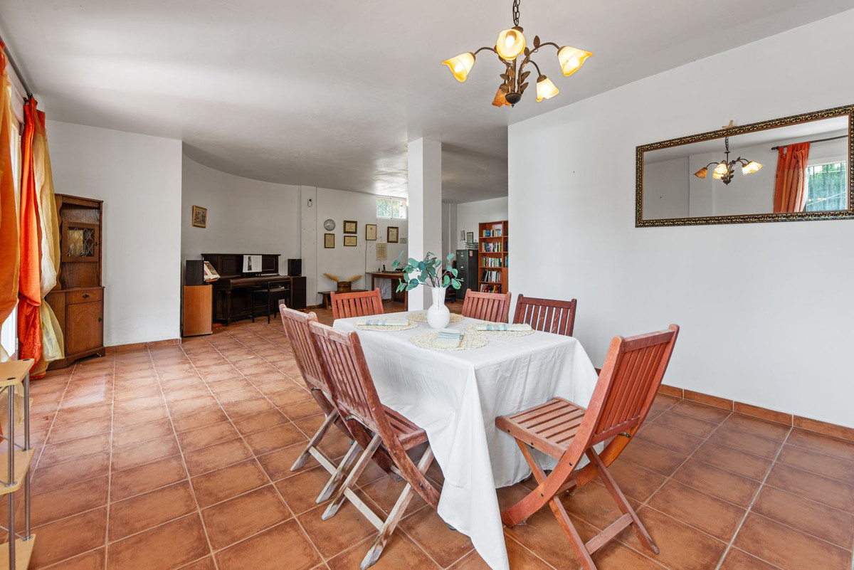 Property main view 33