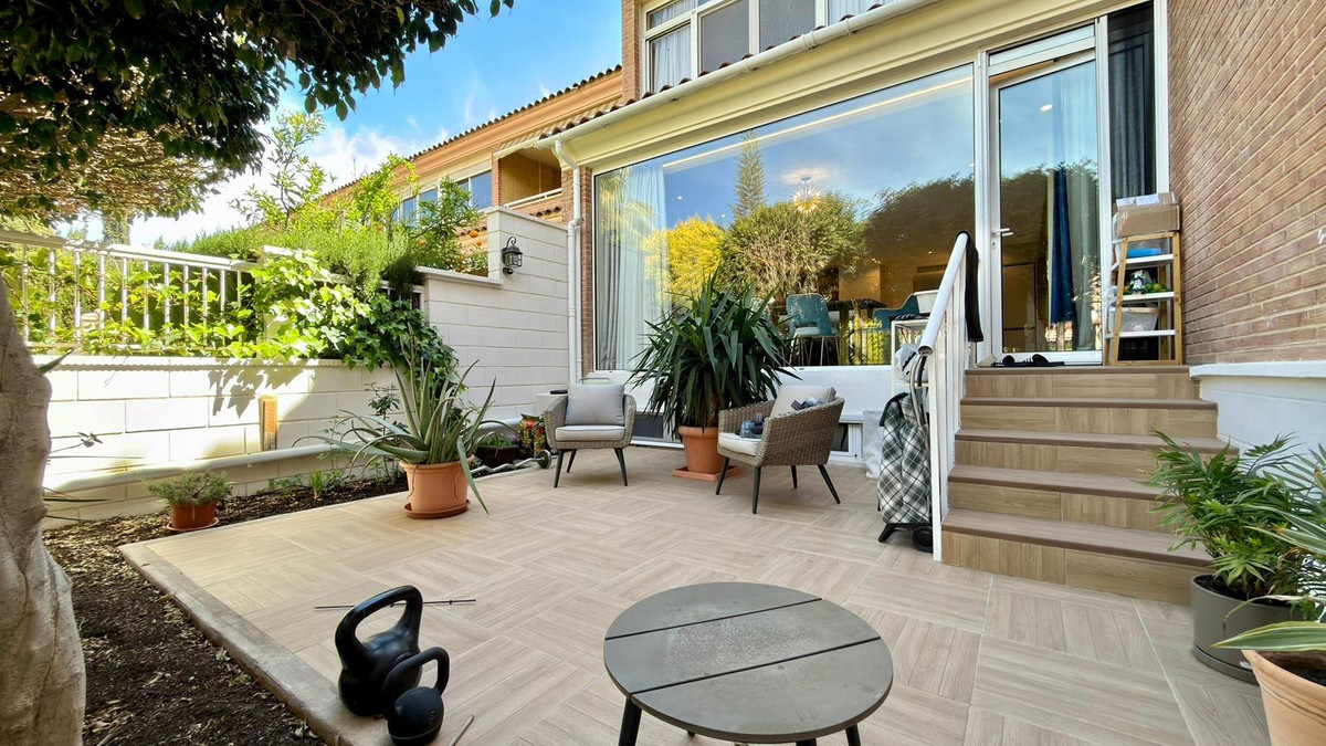 Bungalow te koop in Alicante | 6 slaapkamers H5349727