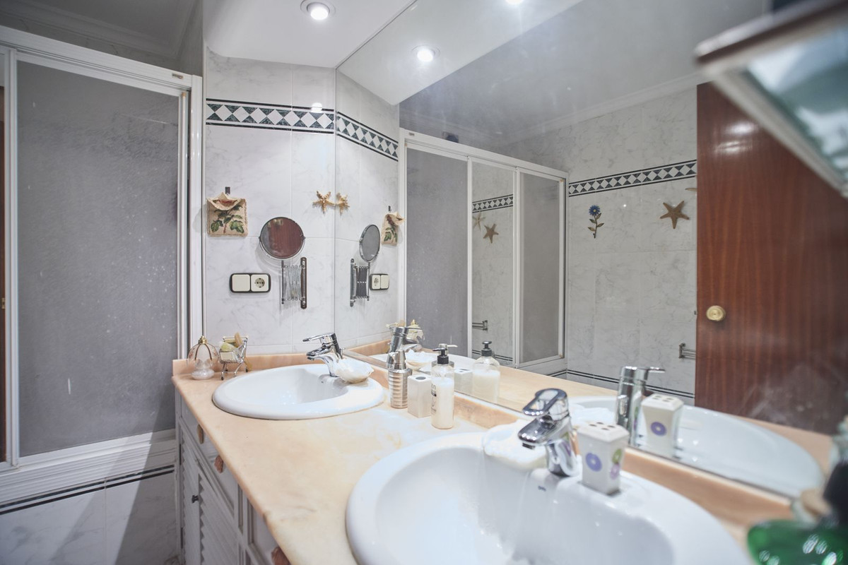 Huis te koop in Alicante | 4 slaapkamers H5390302
