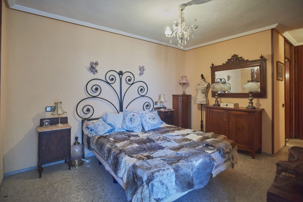 Huis te koop in Alicante | 4 slaapkamers H5390302