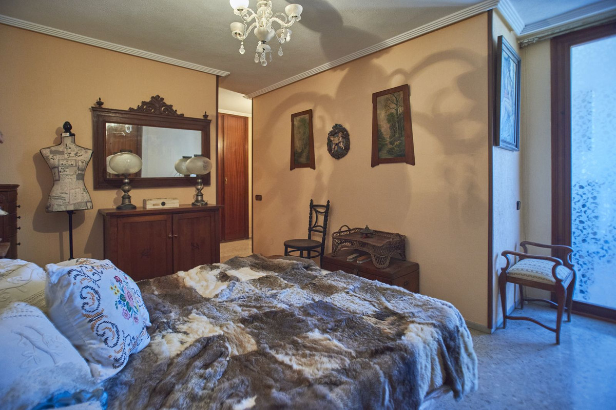 Huis te koop in Alicante | 4 slaapkamers H5390302