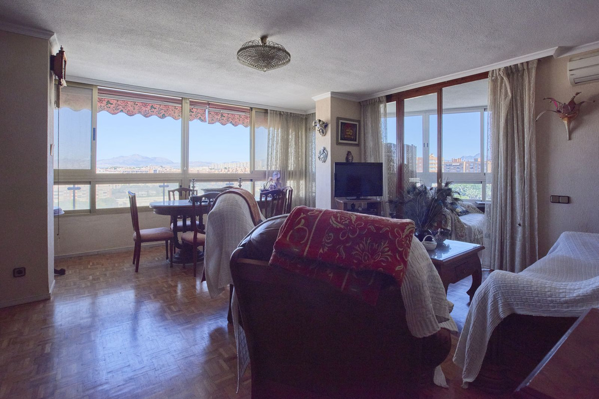 Huis te koop in Alicante | 4 slaapkamers H5390302