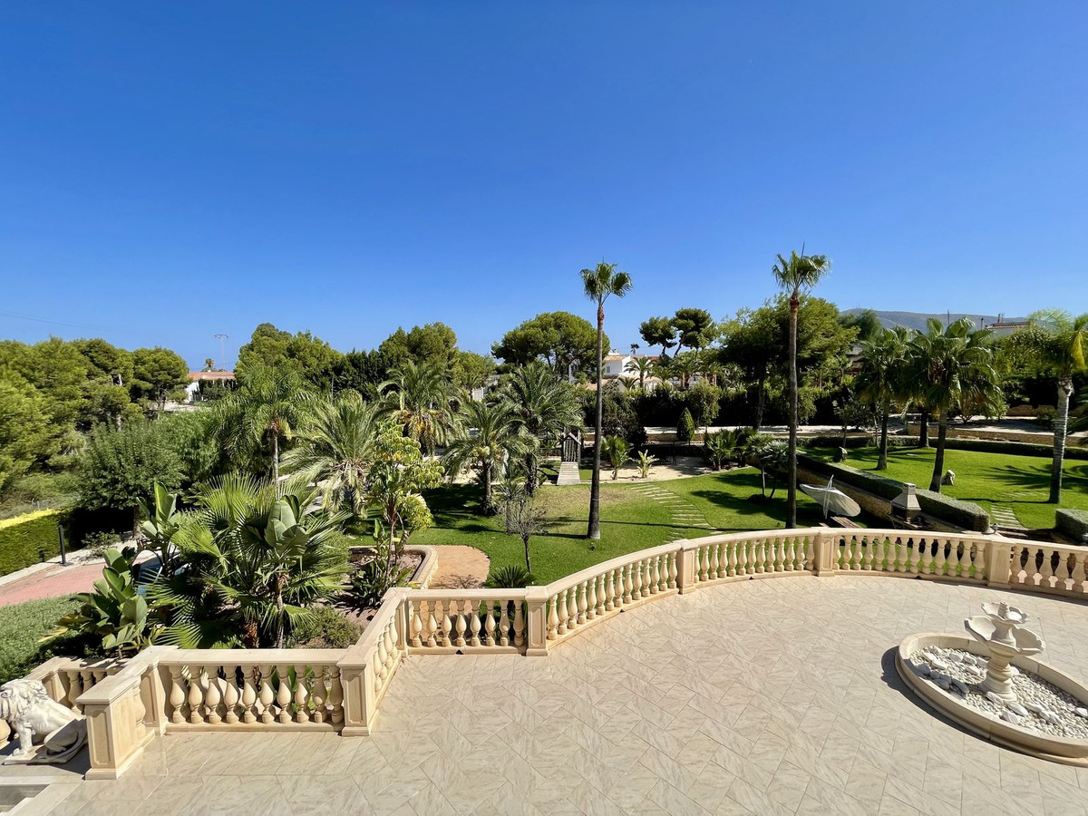 Property main view 77