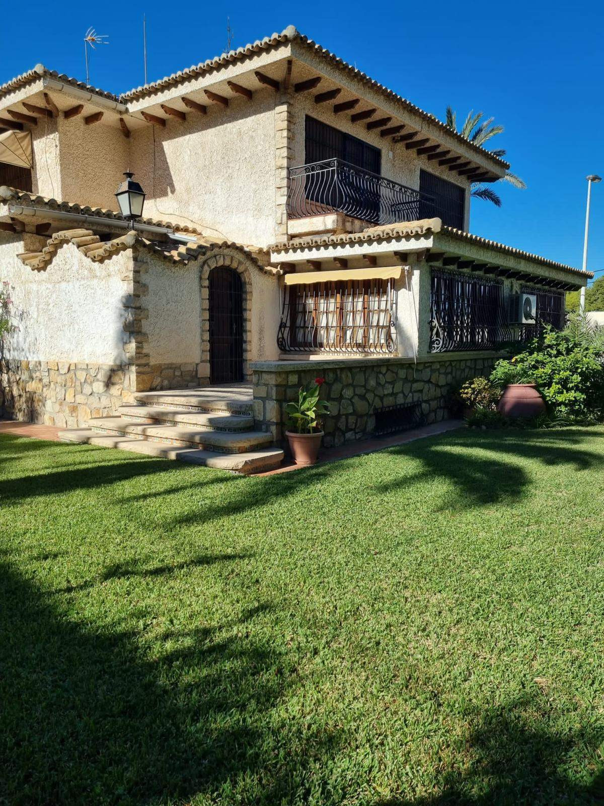 Huis te koop in Alicante | 6 slaapkamers H5465563