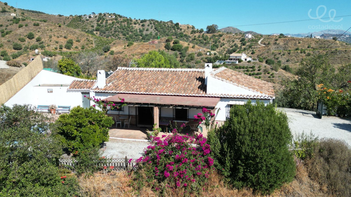 Finca - Cortijo te koop in Almachar | 3 slaapkamers H5144152