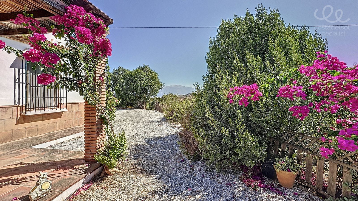 Finca - Cortijo te koop in Almachar | 3 slaapkamers H5144152
