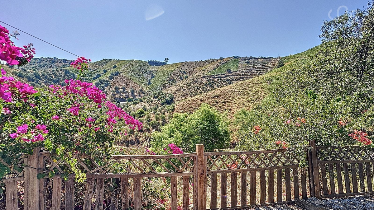 Finca - Cortijo te koop in Almachar | 3 slaapkamers H5144152