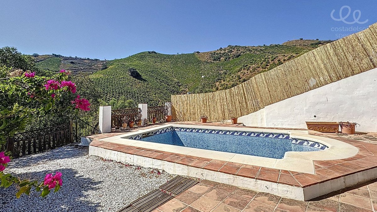 Finca - Cortijo te koop in Almachar | 3 slaapkamers H5144152