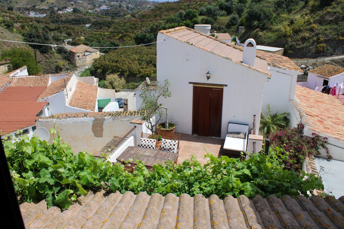 Property main view 40