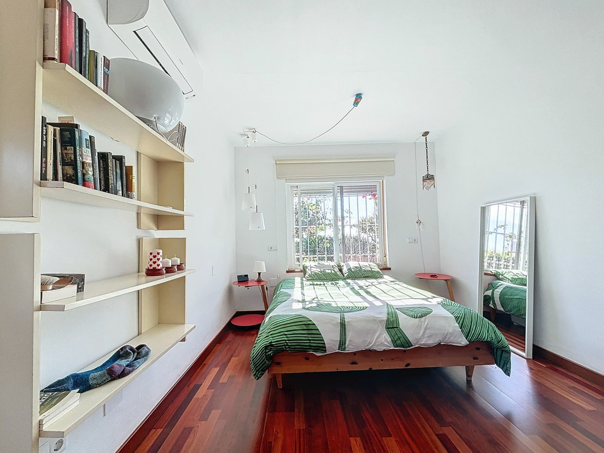 Detached Villa te koop in Almayate | 3 slaapkamers H4887367