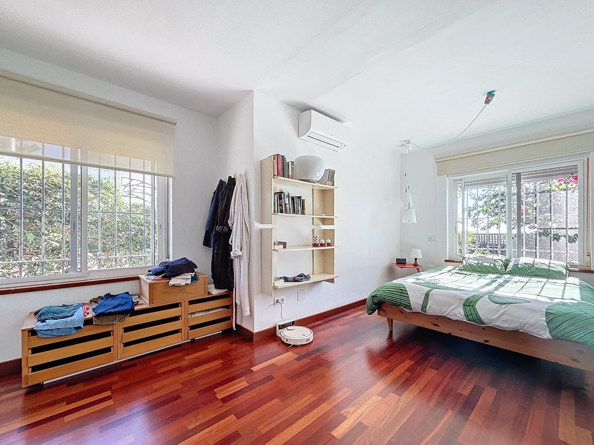 Detached Villa te koop in Almayate | 3 slaapkamers H4887367