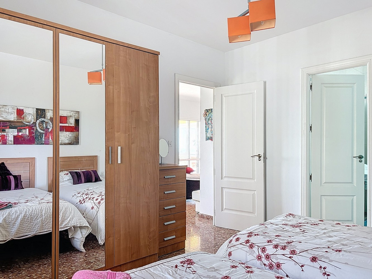 Detached Villa te koop in Almayate | 3 slaapkamers H5004613