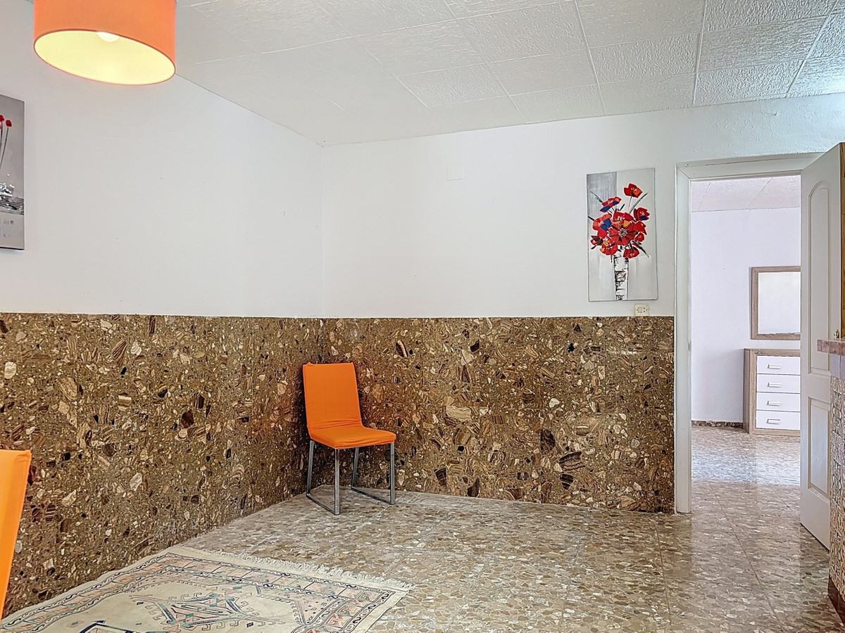 Detached Villa te koop in Almayate | 3 slaapkamers H5004613