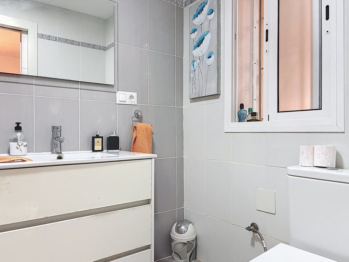 Detached Villa te koop in Almayate | 3 slaapkamers H5004613