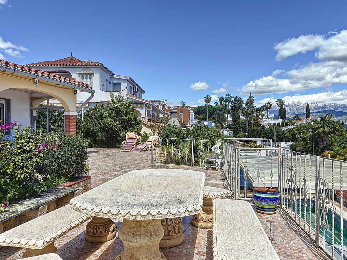 Detached Villa te koop in Almayate | 3 slaapkamers H5004613