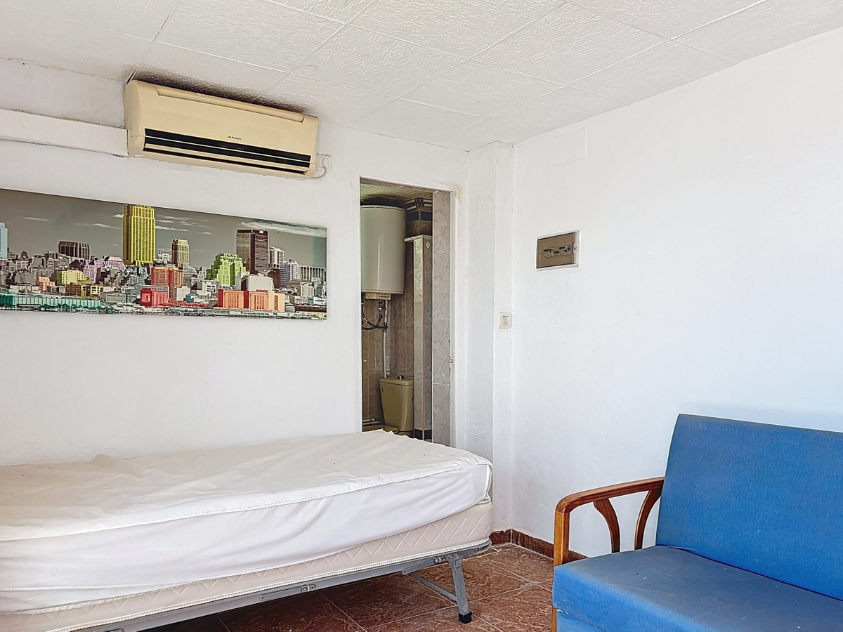 Detached Villa te koop in Almayate | 3 slaapkamers H5004613