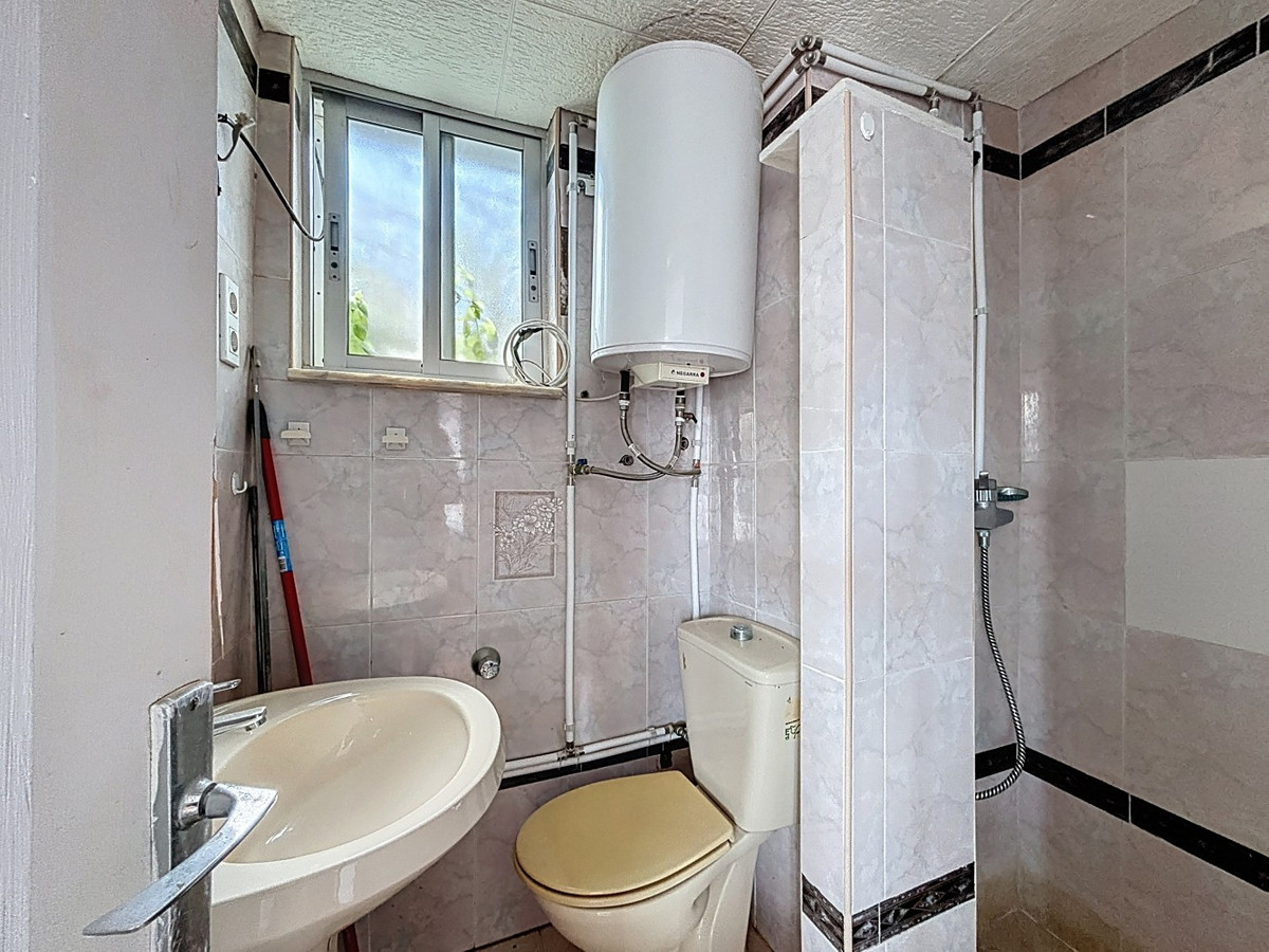 Detached Villa te koop in Almayate | 3 slaapkamers H5004613