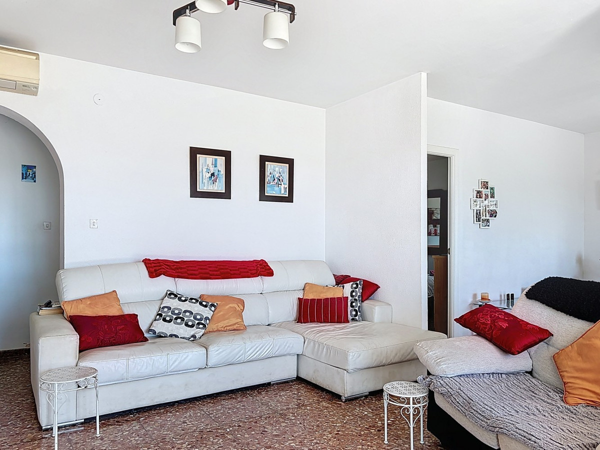Detached Villa te koop in Almayate | 3 slaapkamers H5004613
